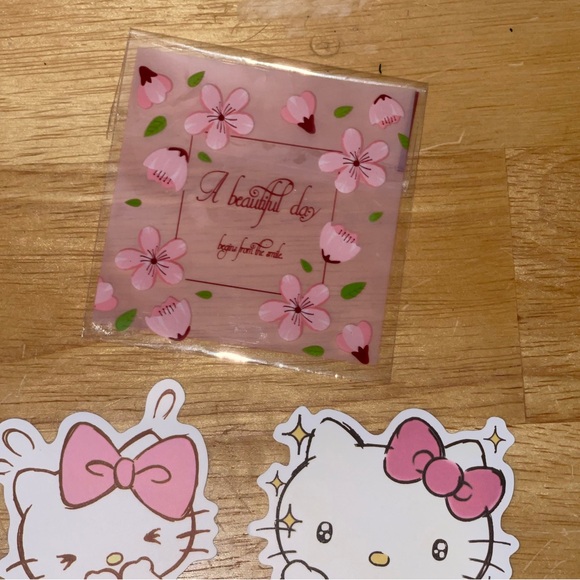 Hello Kitty Sticker Bundle - Picture 6 of 7